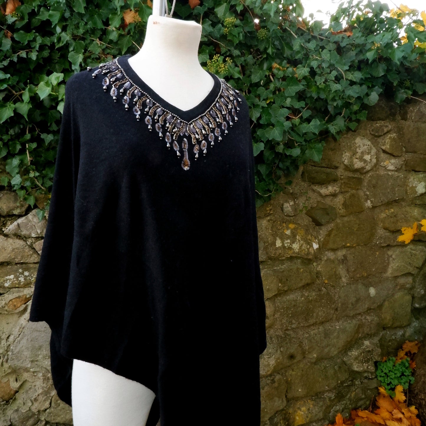 Cashmere Poncho - Black Beaded
