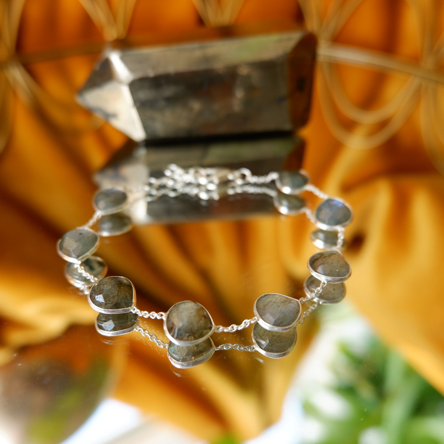 Lavinia - Labradorite faceted Silver Pear Bracelet - matching earrings