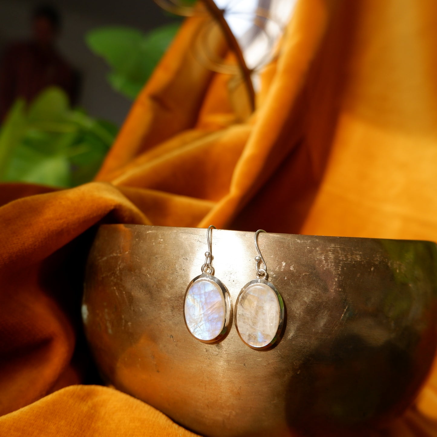 Luna - Moonstone Oval Silver Earrings