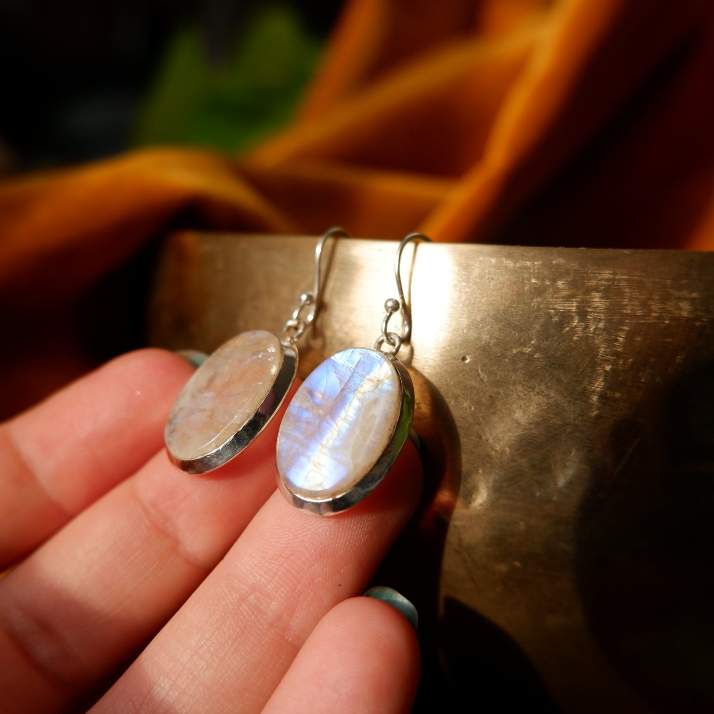 Luna - Moonstone Oval Silver Earrings