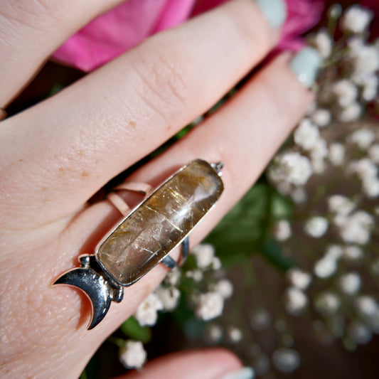 Gold Rutilated Quartz Oblong Moon Ring