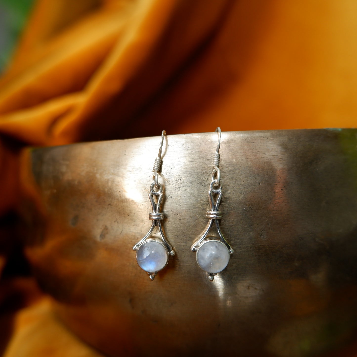 Ilana - Moonstone twirled Silver Drop Earrings