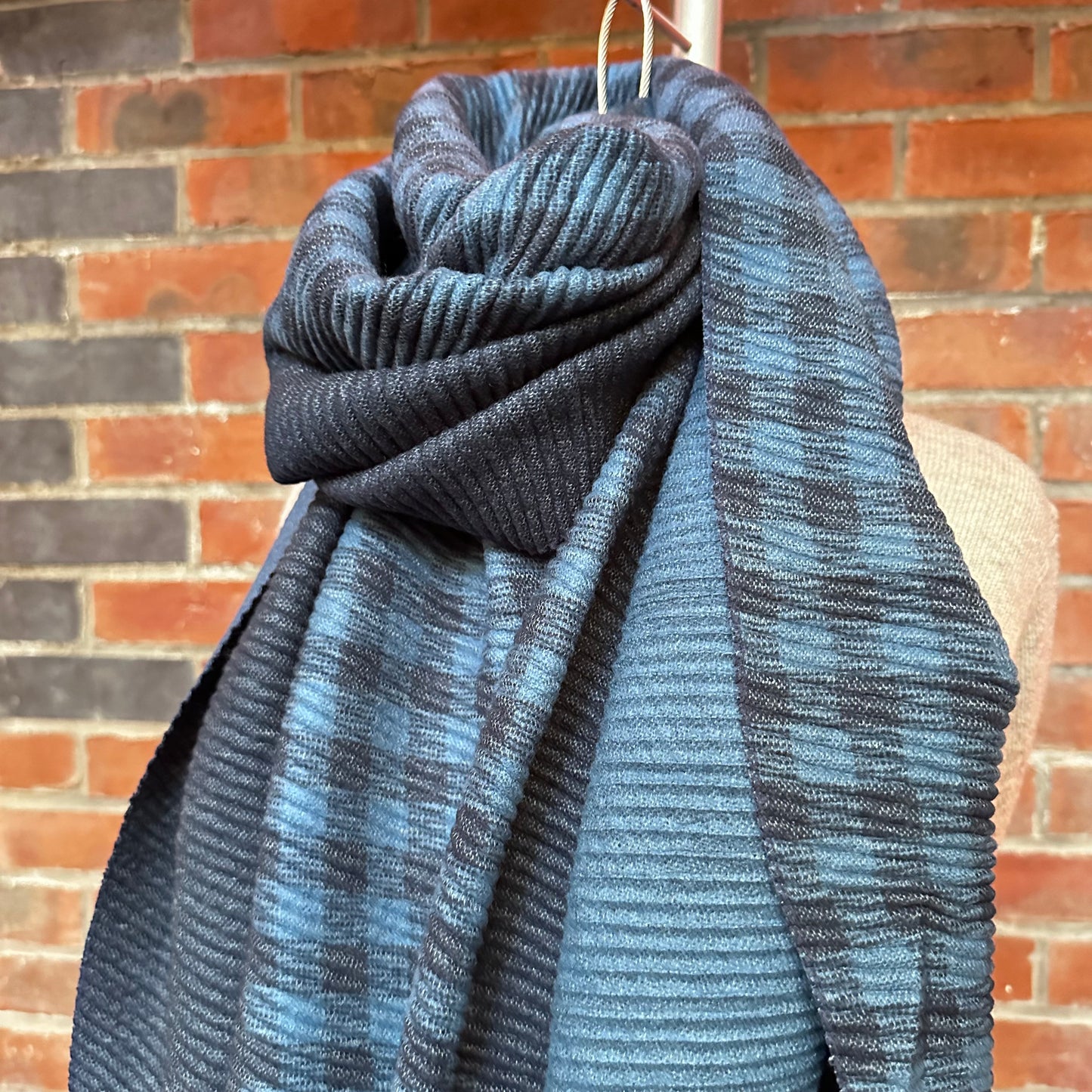 Lambswool Scarf - Crimped Blue & Grey