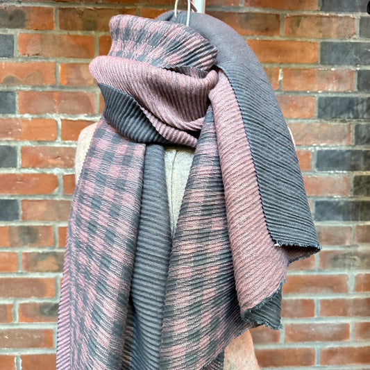 Lambswool Scarf - Crimped Pink & Grey